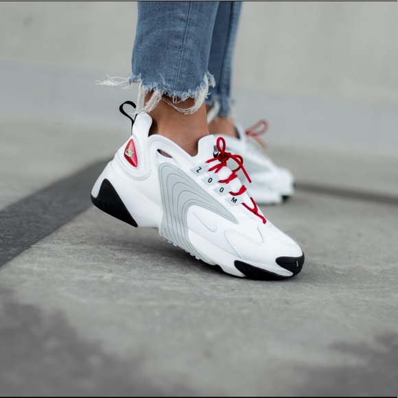 nike zoom 2k sneaker